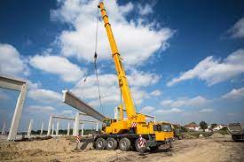 Large Cranes Operators Need Specialized Training